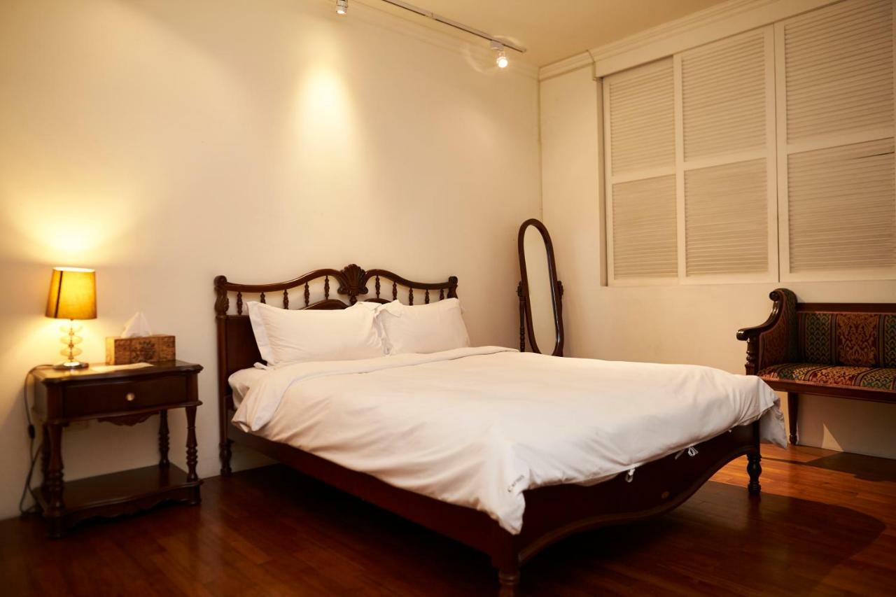 Tainan Amanda Homestay Buitenkant foto